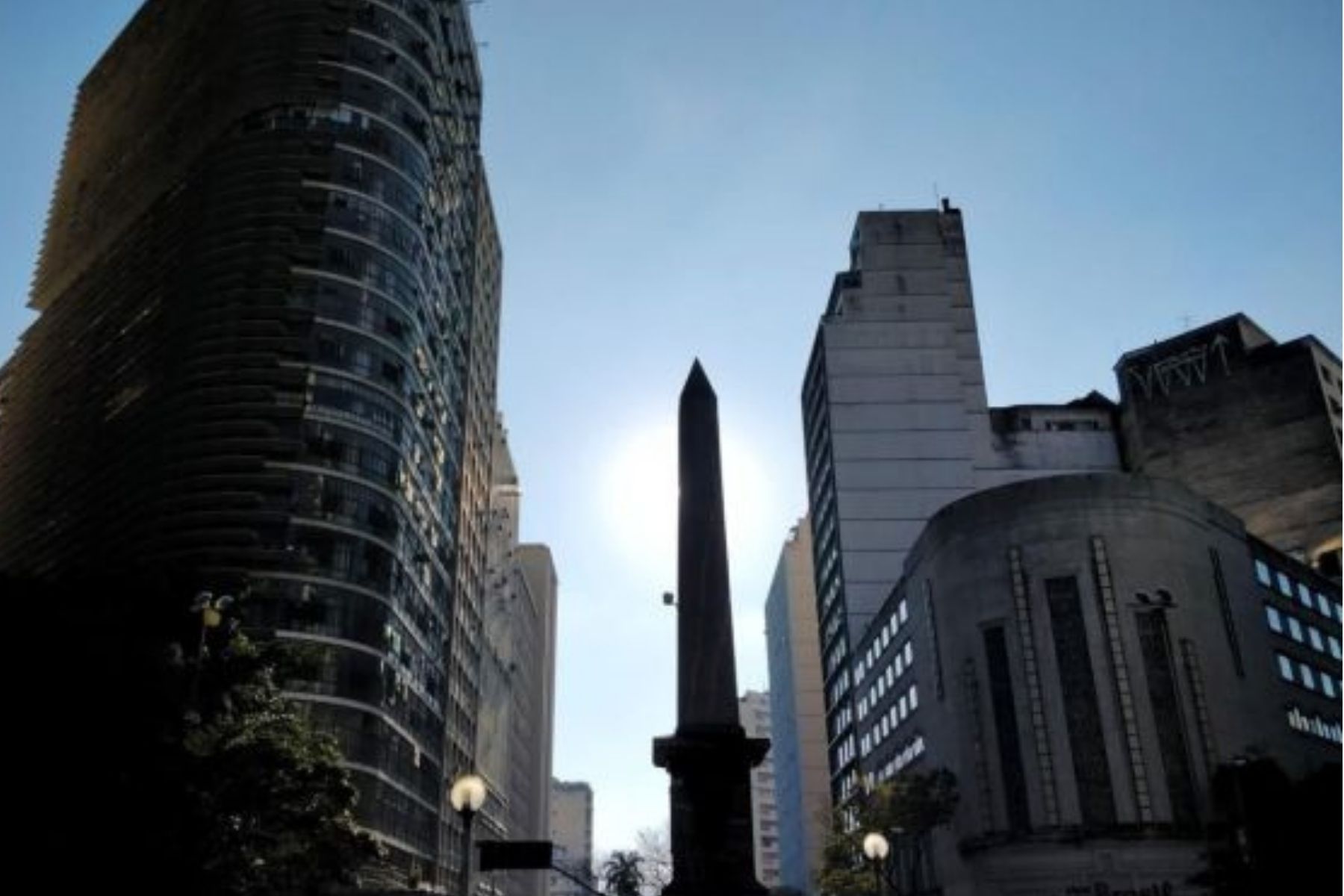 Homem é preso por tentar vender o filho de 3 anos por R$ 10 na Praça Sete, em BH