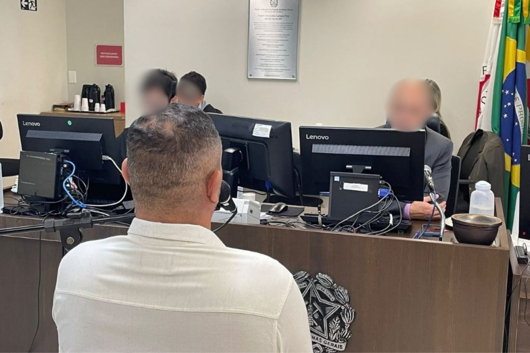 Ex-agente penitenciário é condenado a 19 anos de prisão por matar namorada a facadas em BH