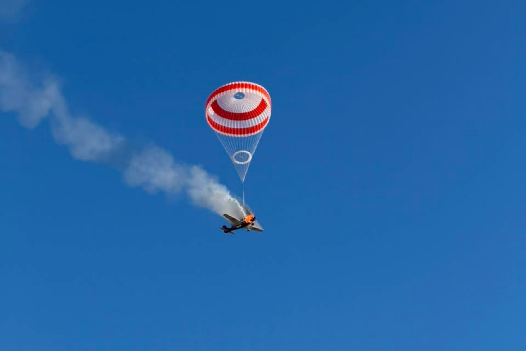 Queda de avião na Grande BH: veja como funciona o CAPS, paraquedas acionado pelo piloto