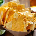 Receita para fazer nachos caseiros: são rápidos de preparar e perfeitos para um lanche