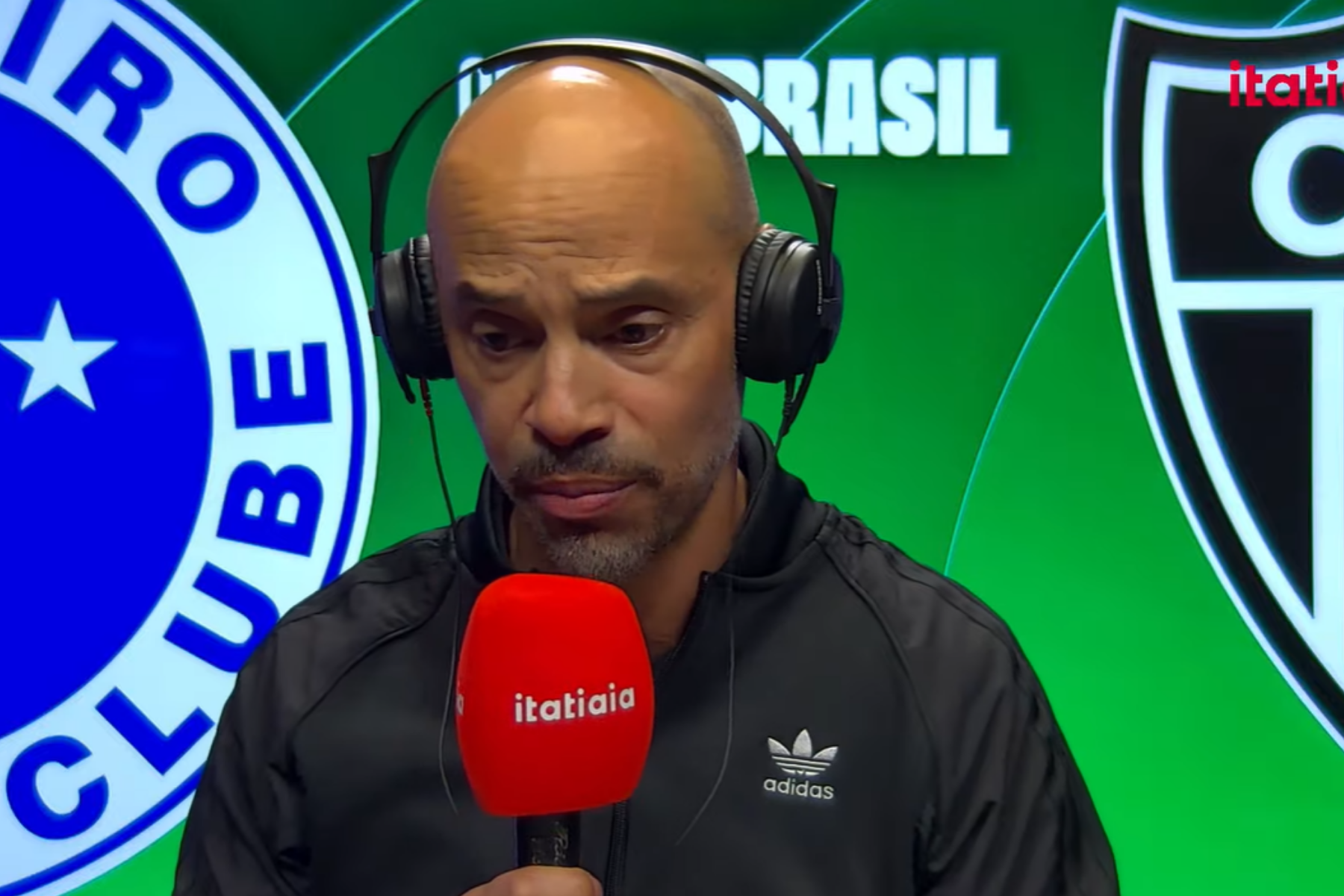 Marques critica entrada de Kaio Jorge em Ruan em Cruzeiro x Atlético: ‘Desnecessária’