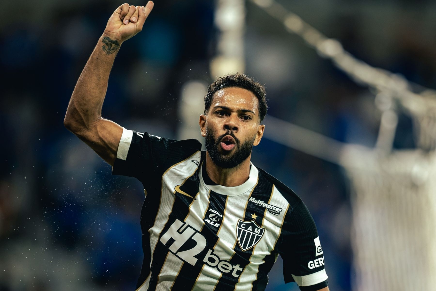 Autor do gol do Atlético, Lodi exalta 'Barba' e elogia atacantes do Cruzeiro