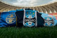 Luís Castro promove quatro mudanças no Grêmio para GreNal pela Copa do Brasil