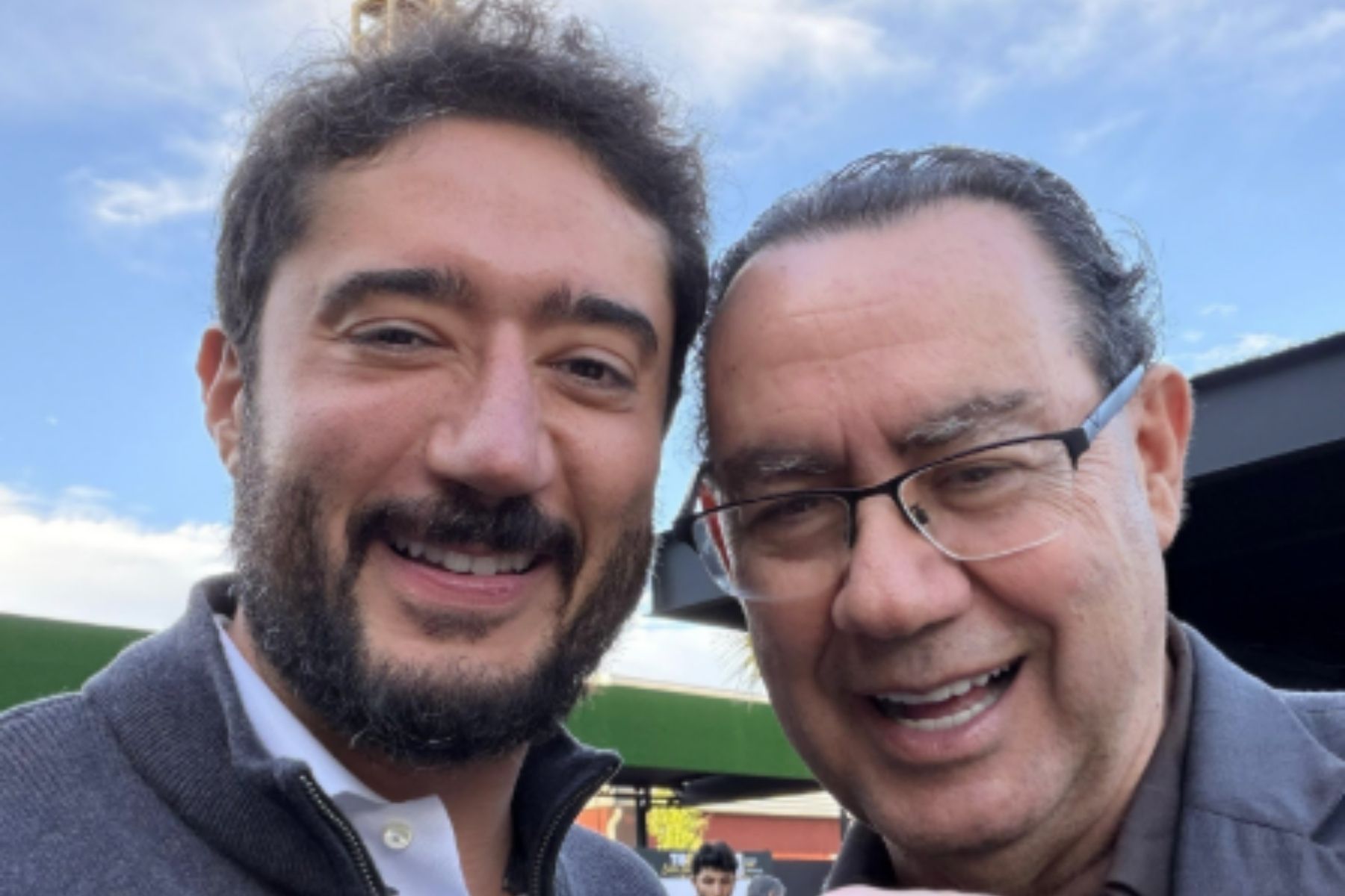 Gabriel Azevedo faz elogios e se aproxima de Augusto Cury nas redes