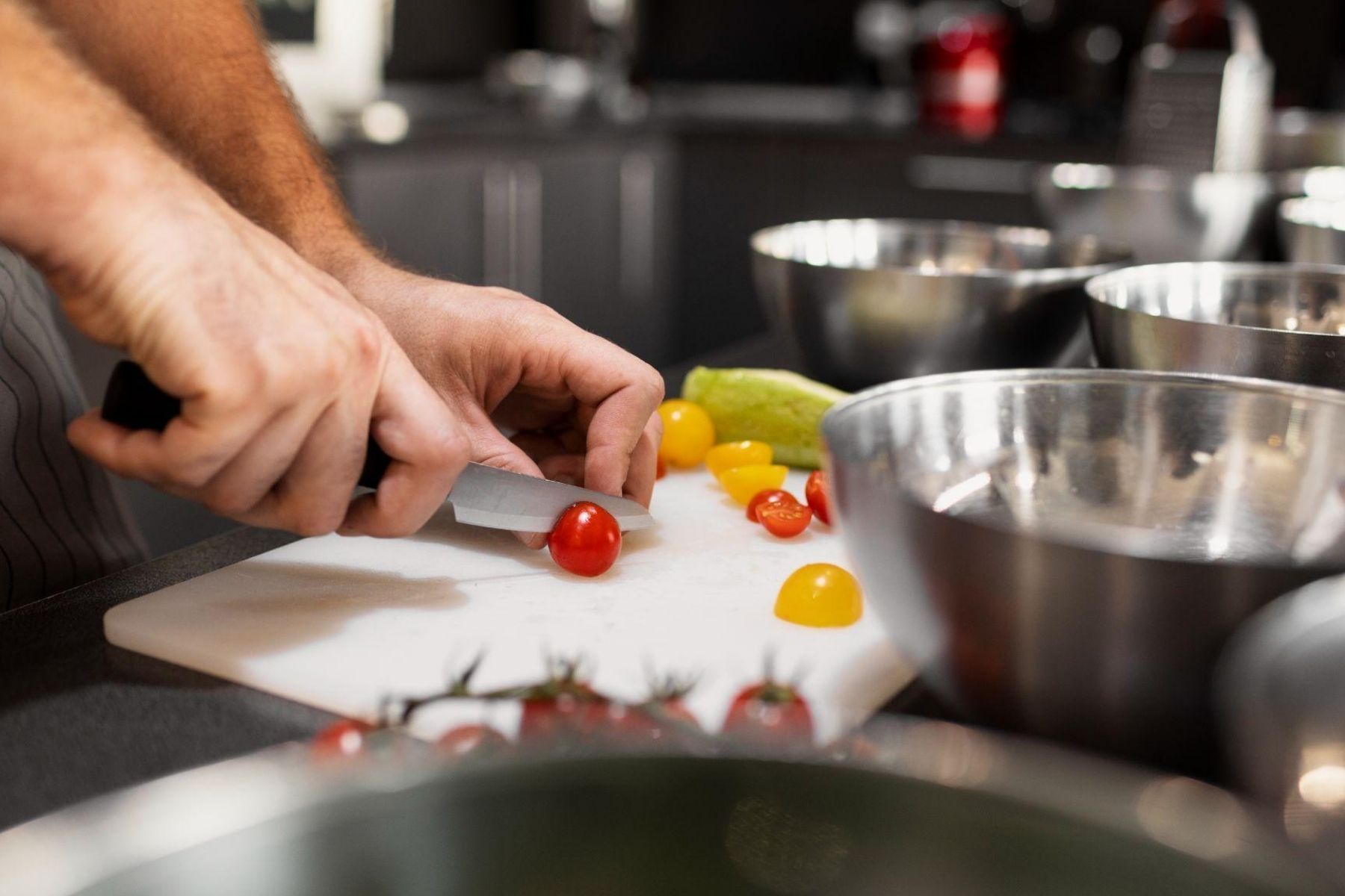 Curso gratuito em Belo Horizonte ensina gastronomia e empreendedorismo; veja como se inscrever