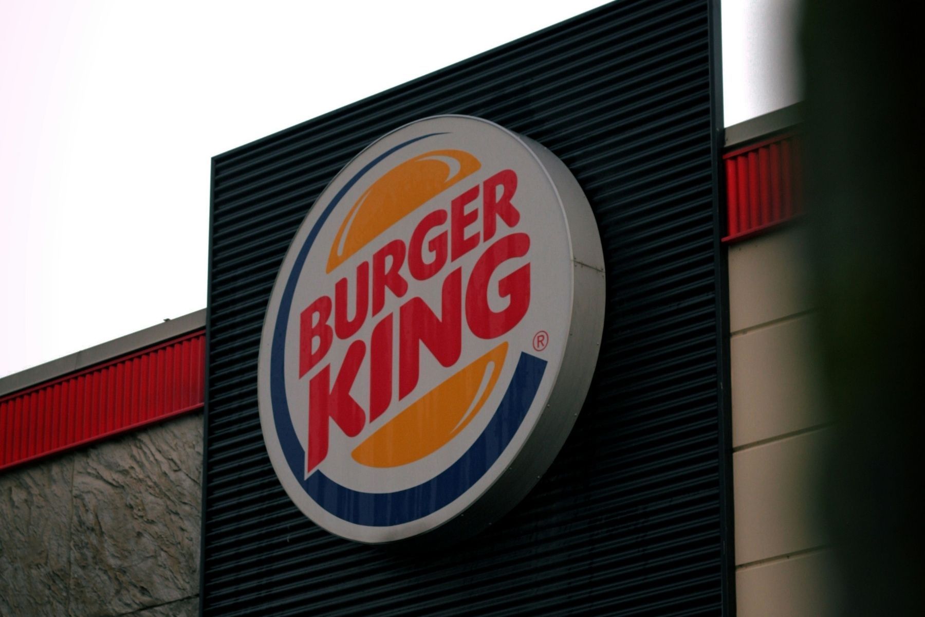 Como um homem que cresceu pobre e sem pai construiu 54 franquias Burger King