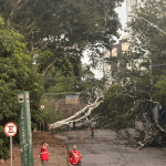 O que provocou o forte temporal que atingiu Belo Horizonte neste domingo (30)?