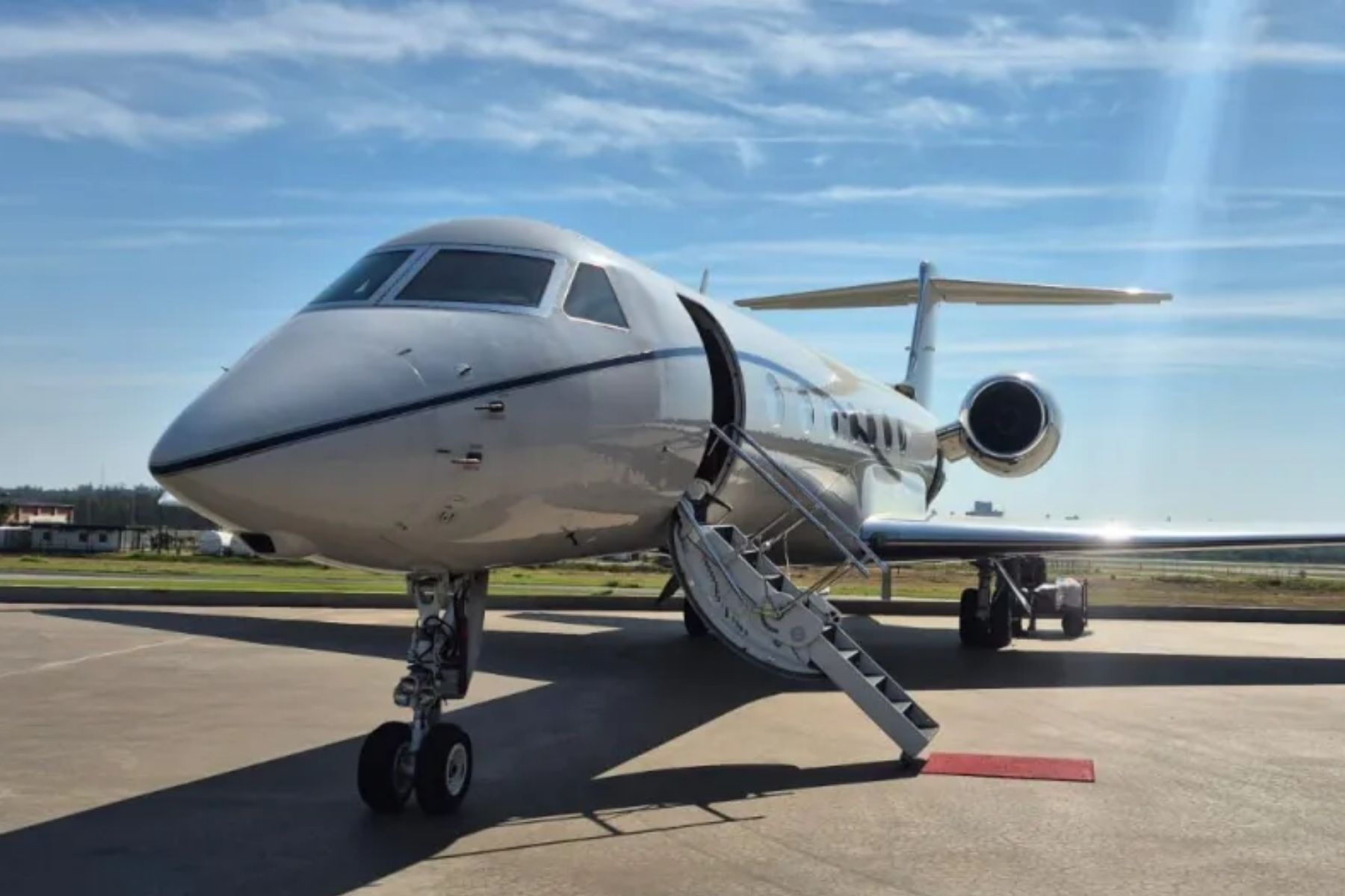 PF localiza no Paraguai avião ligado a Daniel Vorcaro avaliado em R$ 120 milhões