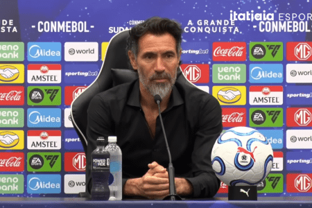 Eduardo Domínguez, técnico do Atlético, em entrevista coletiva