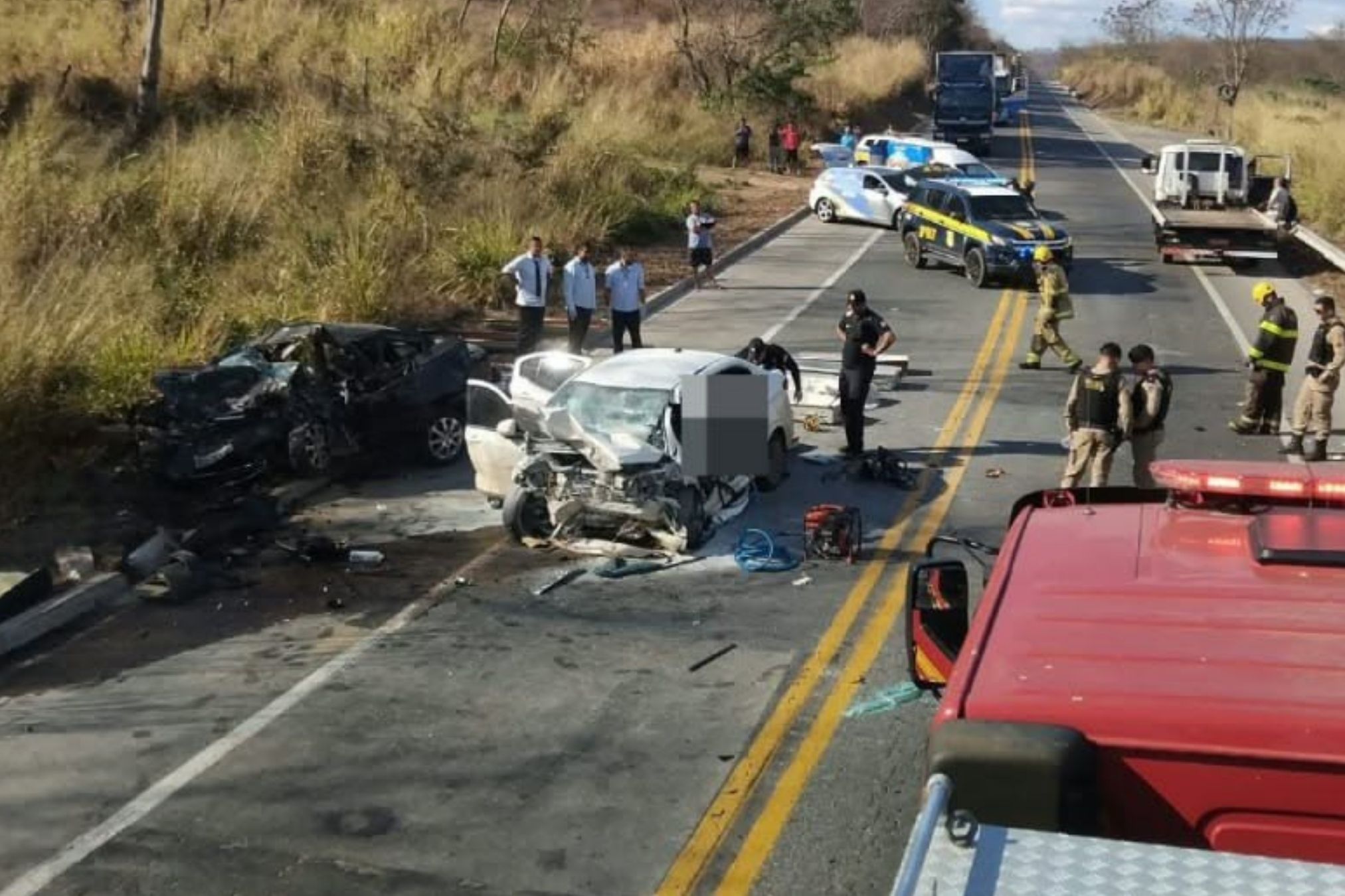 Carro que provocou acidente com sete mortos na BR-251 fugia da polícia com drogas