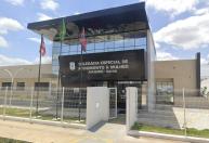 Idoso de 73 anos é preso suspeito de ameaça e sequestro contra a namorada, de 19
