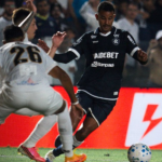 Santos perde chances, frustra torcida e fica no empate com o Remo na Copa do Brasil