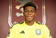 Aston Villa contrata destaque japonês na Copa do Mundo