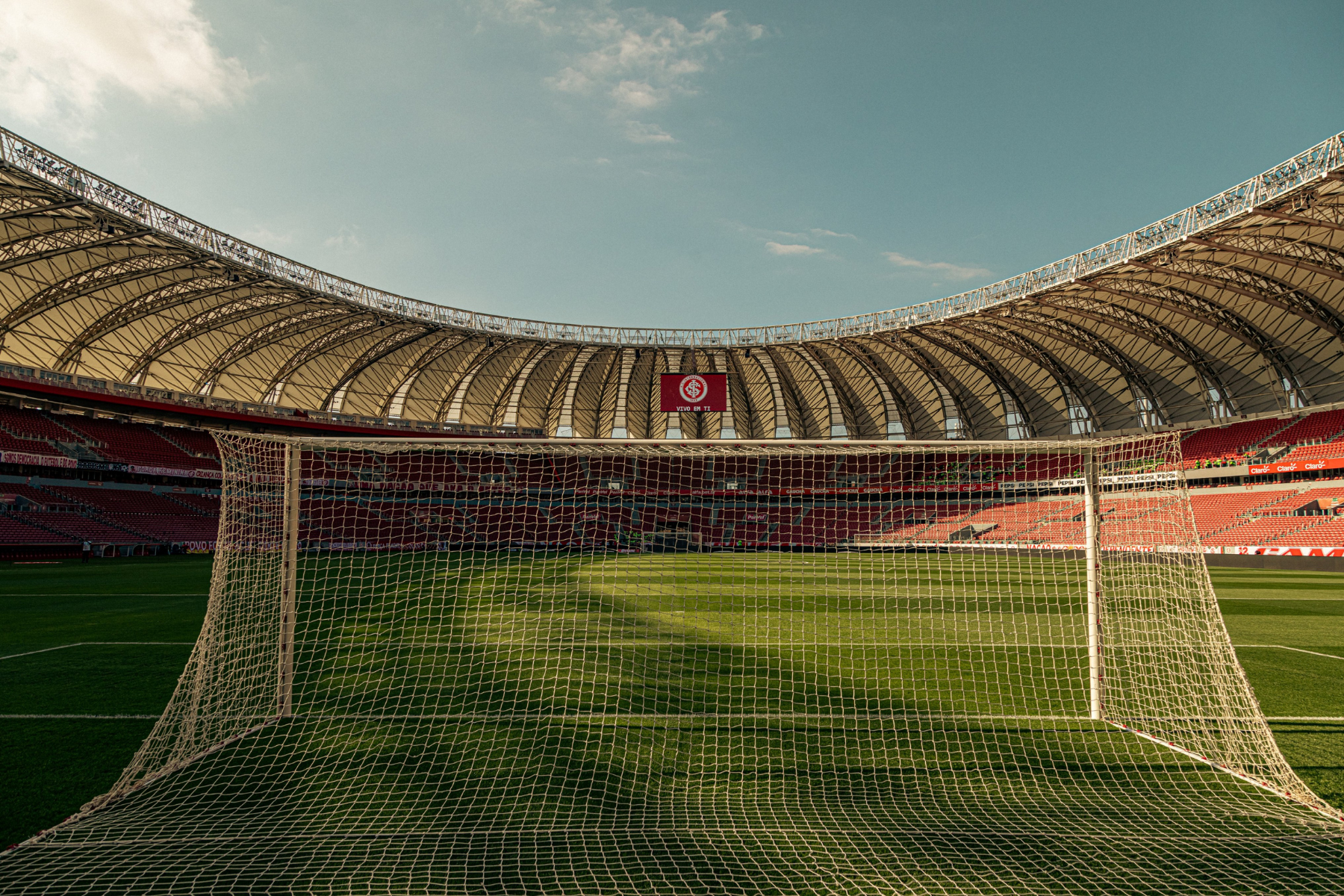 Internacional x Atlético: quais as escalações para o jogo do Campeonato Brasileiro