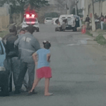 Homem é preso suspeito de esfaquear vizinho durante discussão na Grande BH