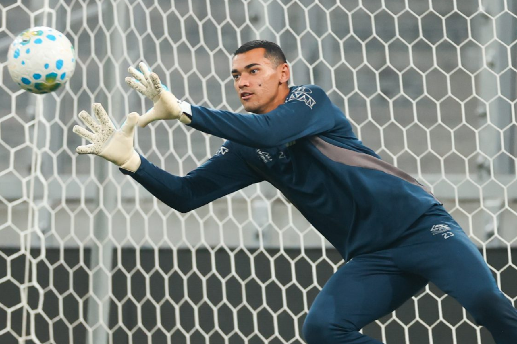 Santos reforça Athletico-PR para duelo com o RB Bragantino pelo Brasileirão