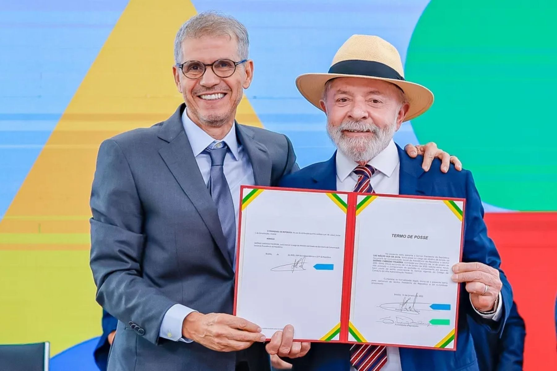 Lula afasta Sidônio Palmeira da coordenação da campanha, mas mantém ministro na Secom