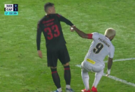 Zagueiro do Athletico-PR surpreende após vencer o Santos na Vila: ‘Triste por eles’