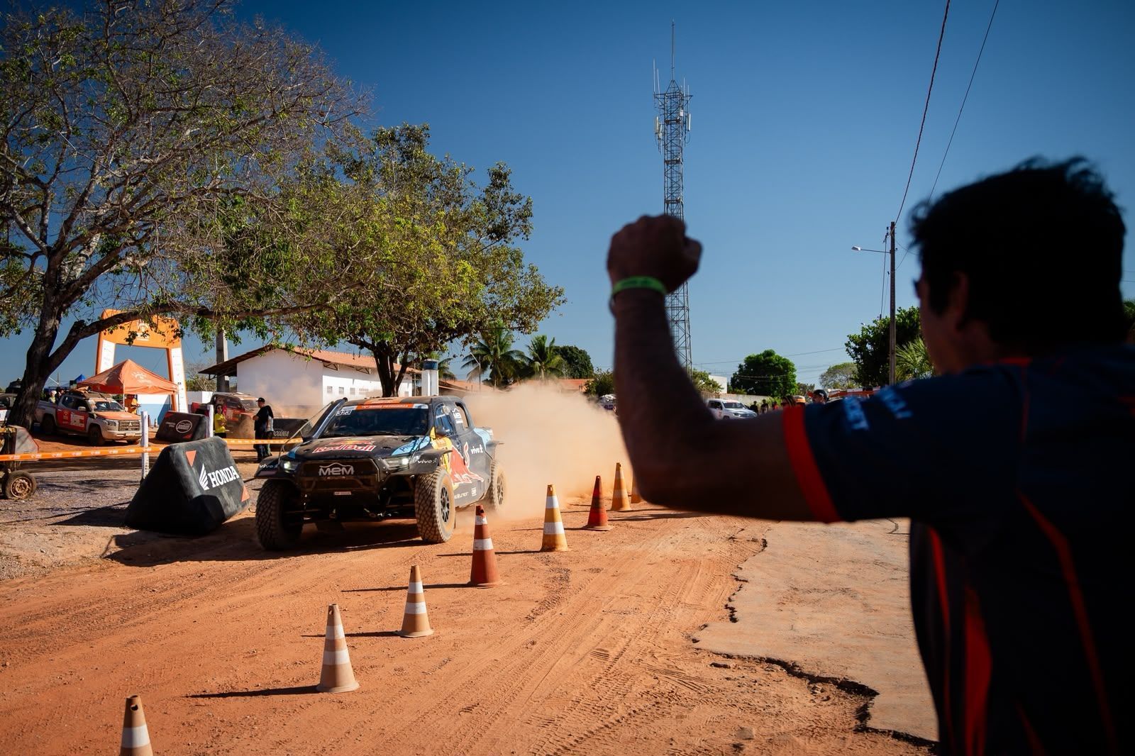 Rally dos Sertões 2026 chega ao fim em Goiânia; veja os campeões