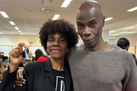 Irineia e Marcio no dia da assinatura do Compra Assistida • Désia Souza/Itatiaia