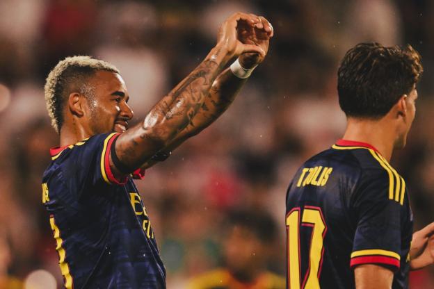 Gabriel Jesus marca, e Arsenal goleia Girona em amistoso de pré-temporada