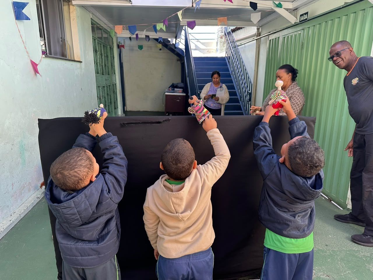 Educação infantil: seminário inédito integra teatro de bonecos e arteterapia em BH