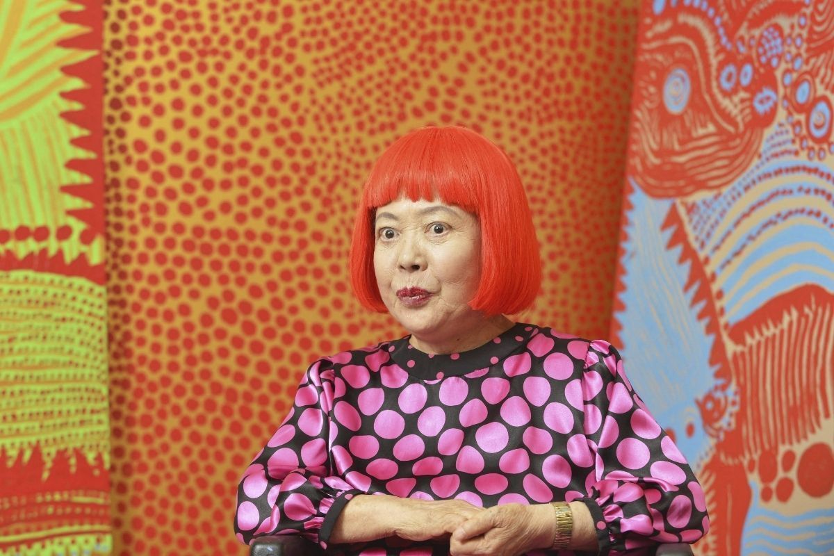 Artista japonesa Yayoi Kusama morre aos 97 anos