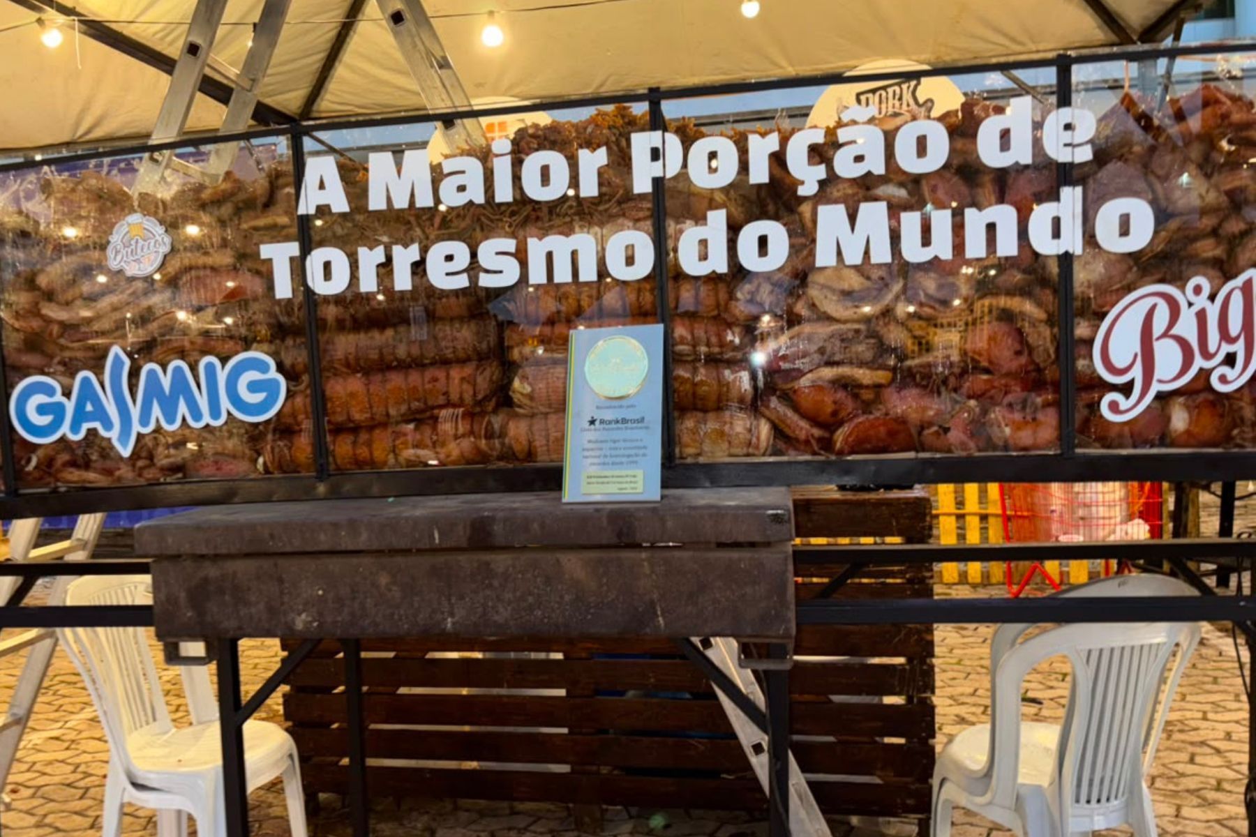 Festival de Torresmo e Costela de Juiz de Fora bate recorde de maior porção do mundo