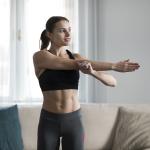 6 exercícios que ajudam a fortalecer braços, ombros e costas em um só treino