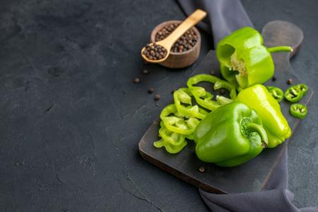 O segredo para cozinhar pimentões padrão na perfeição e economizar tempo
