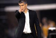 Escalação do Vasco: Pedro Emanuel tenta força máxima contra o Palmeiras