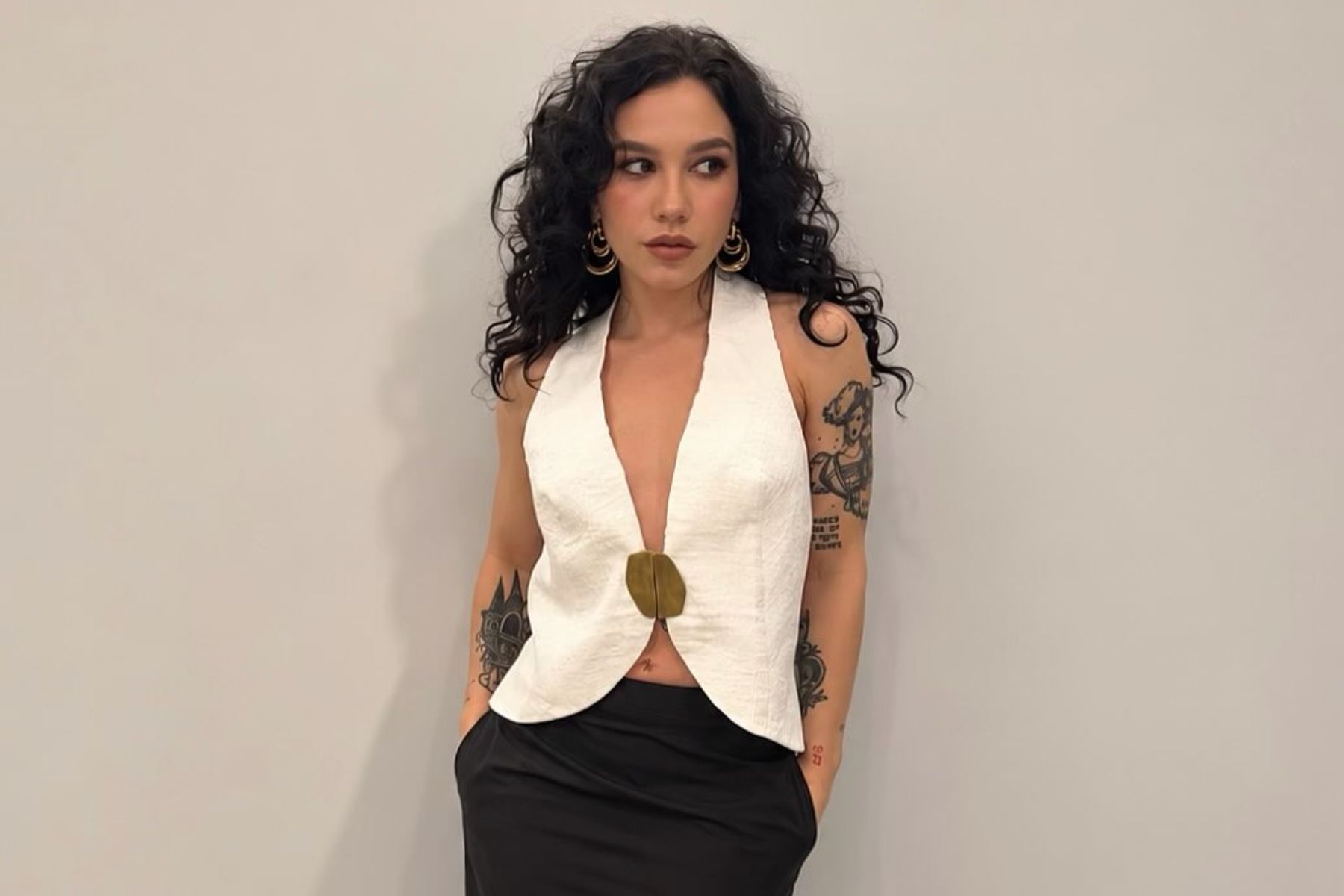Priscilla Alcântara afirma ter sido vítima de machismo na adolescência na TV
