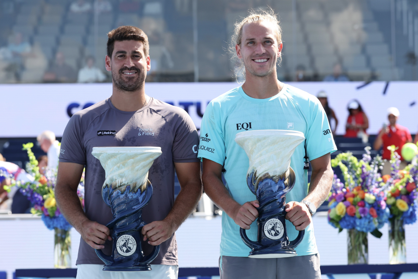 Dupla brasileira conquista Masters 1000 de Cincinnati e repete feito histórico