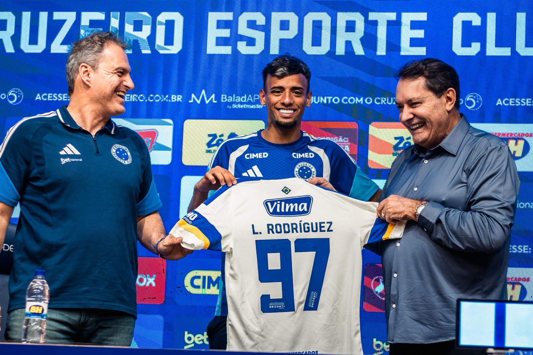 Lucho Rodríguez dá detalhes da negociação com Cruzeiro e mira volta à Seleção