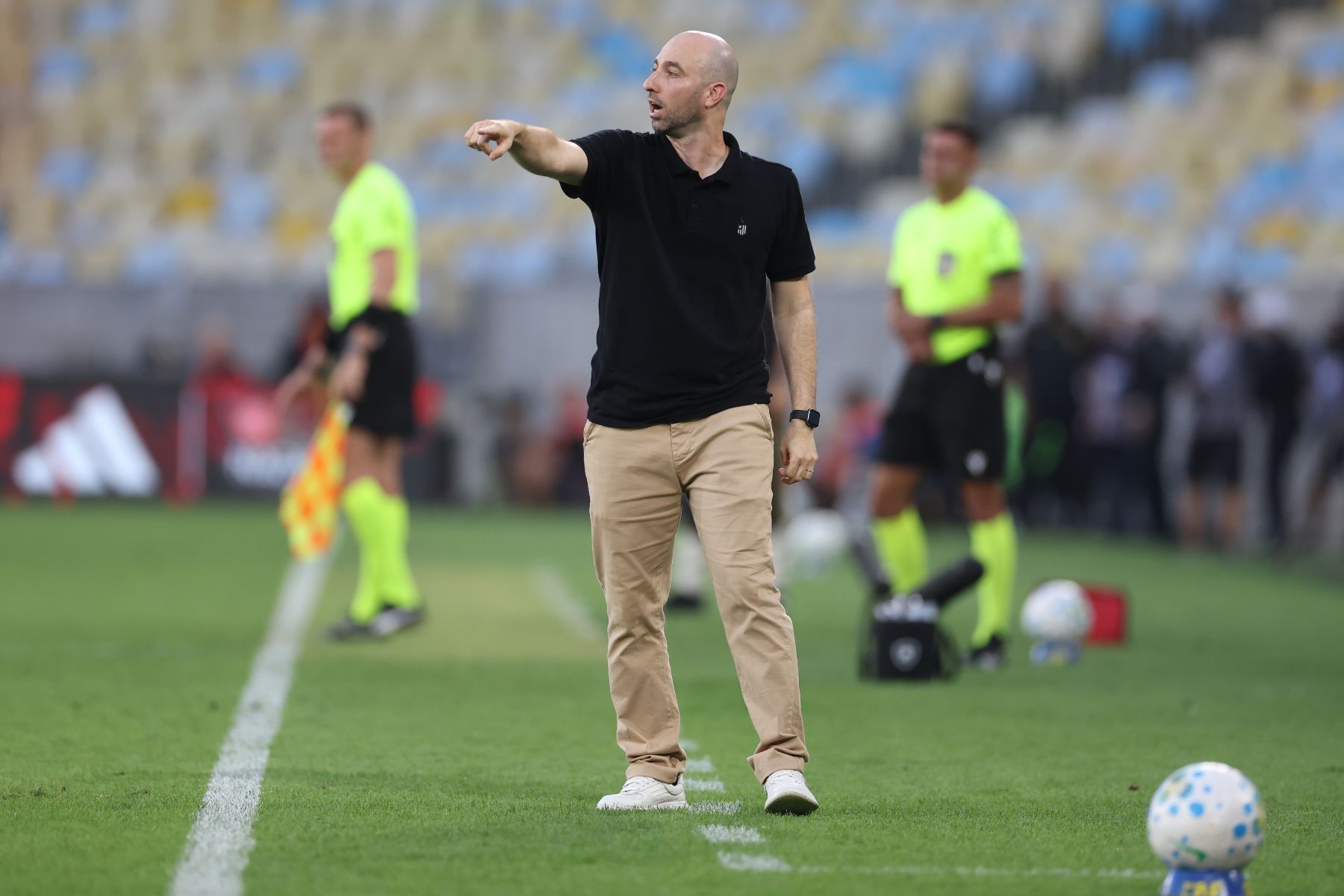 Bellão avalia postura do Botafogo em derrota para o Flamengo: ‘Mensagem importante’