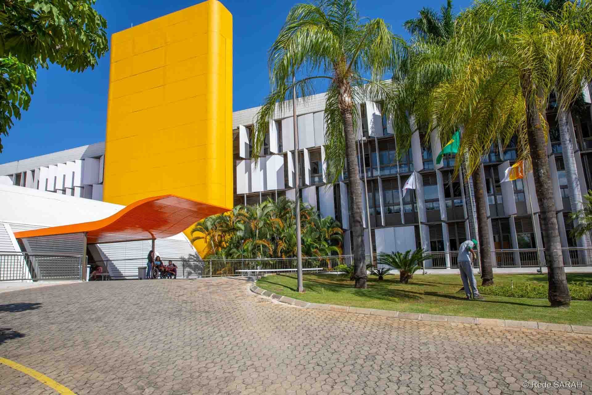 Rede SARAH, em BH, abre seleção para médico com salário de R$ 35,3 mil; veja detalhes