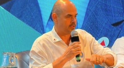 Simões alfineta Kalil ao discutir aumento de moradores em situação de rua