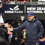 Técnico levou elenco do Tottenham para beber em meio à luta contra o rebaixamento