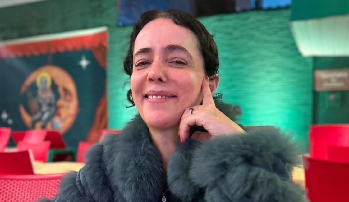 Silvia Buarque revela reincidência do câncer de mama, mastectomia e reconstrução