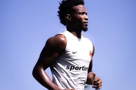 Thiago Mendes é o capitão do Vasco