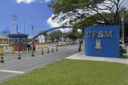 UFSM divulga edital para professores em dois campi com salários de até R$ 13,7 mil