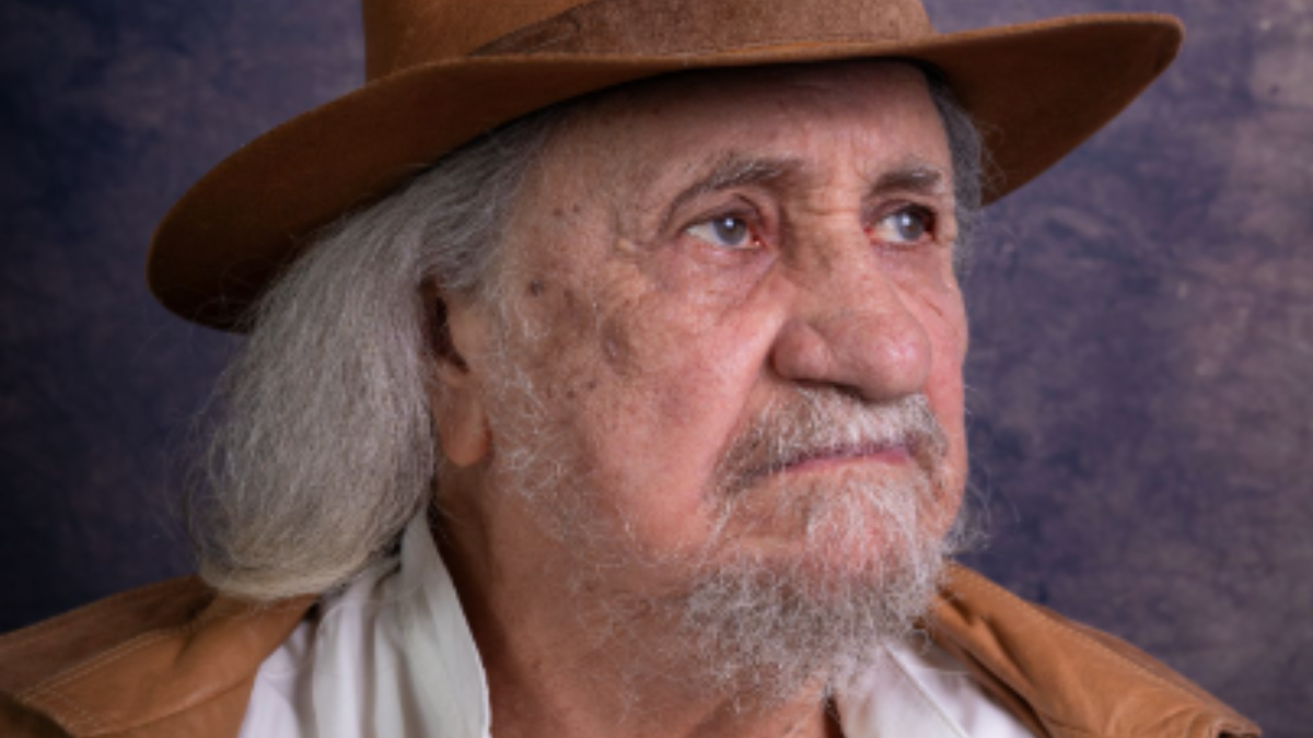Violinista Elomar apresenta show inédito 'O Rei do Fogo e do Luar' no Palácio das Artes