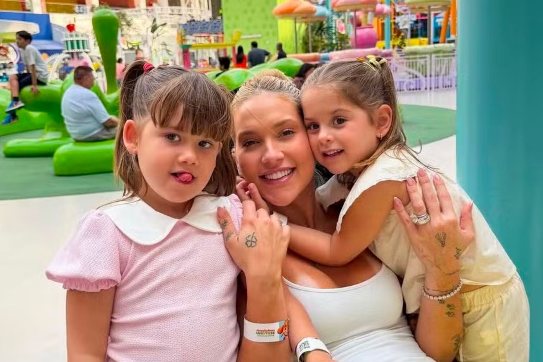 Virginia anuncia pausa nas redes após cirurgia das filhas: ‘Até a alta delas’