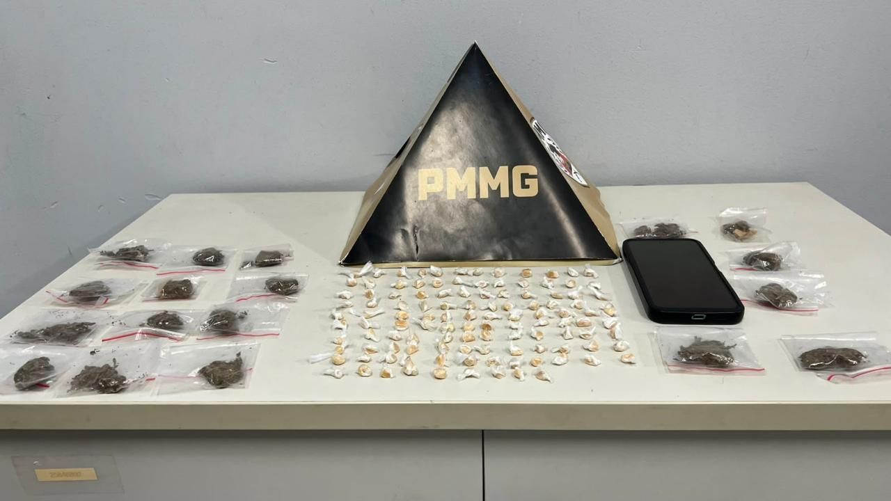 Homem é preso com mais de 100 pedras de crack e porções de maconha em MG