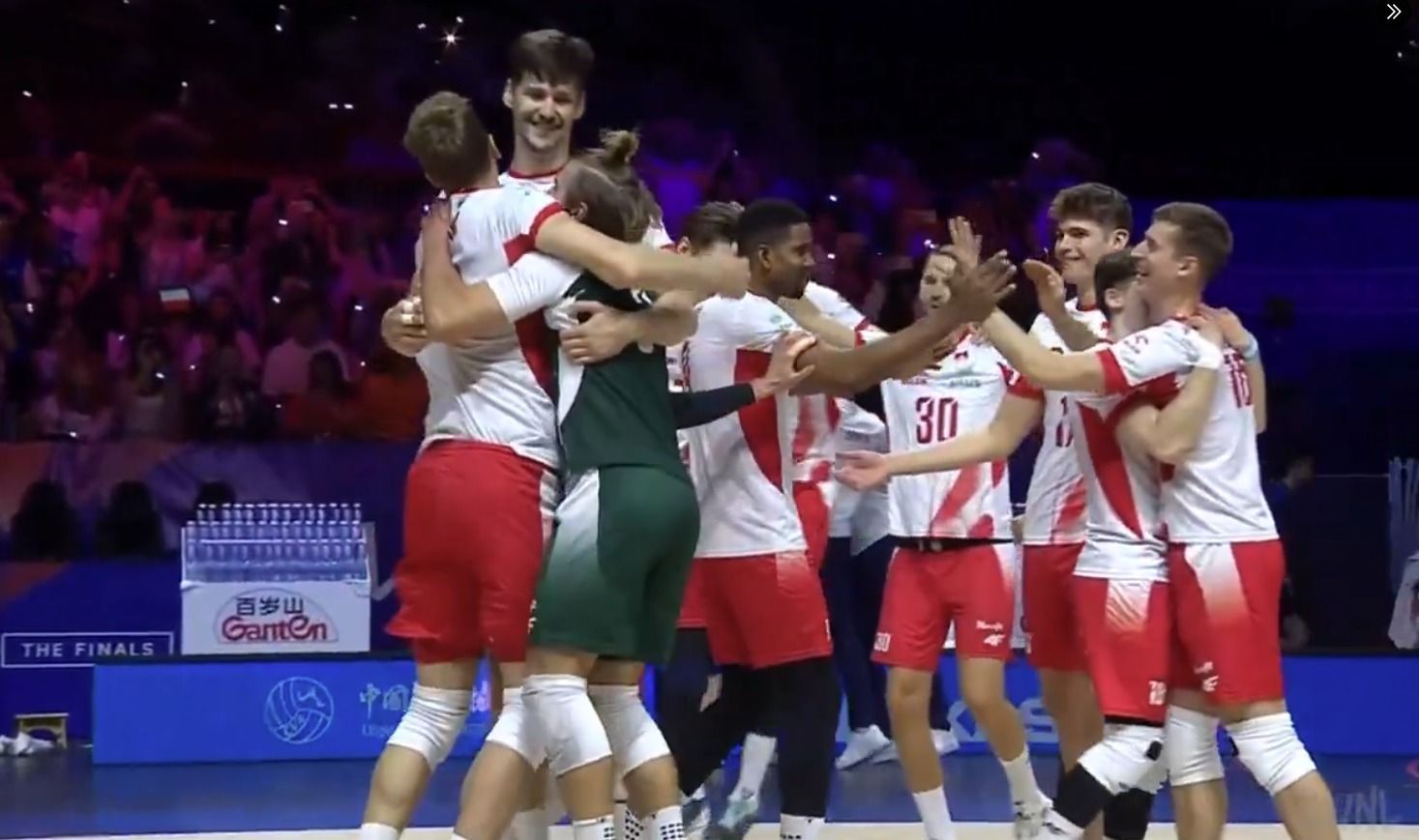 Campeã! Em jogaço, Polônia bate Estados Unidos no tie-break e conquista a VNL Masculina