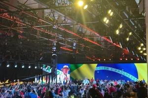 Com críticas ao bolsonarismo, PT confirma candidatura à reeleição de Lula