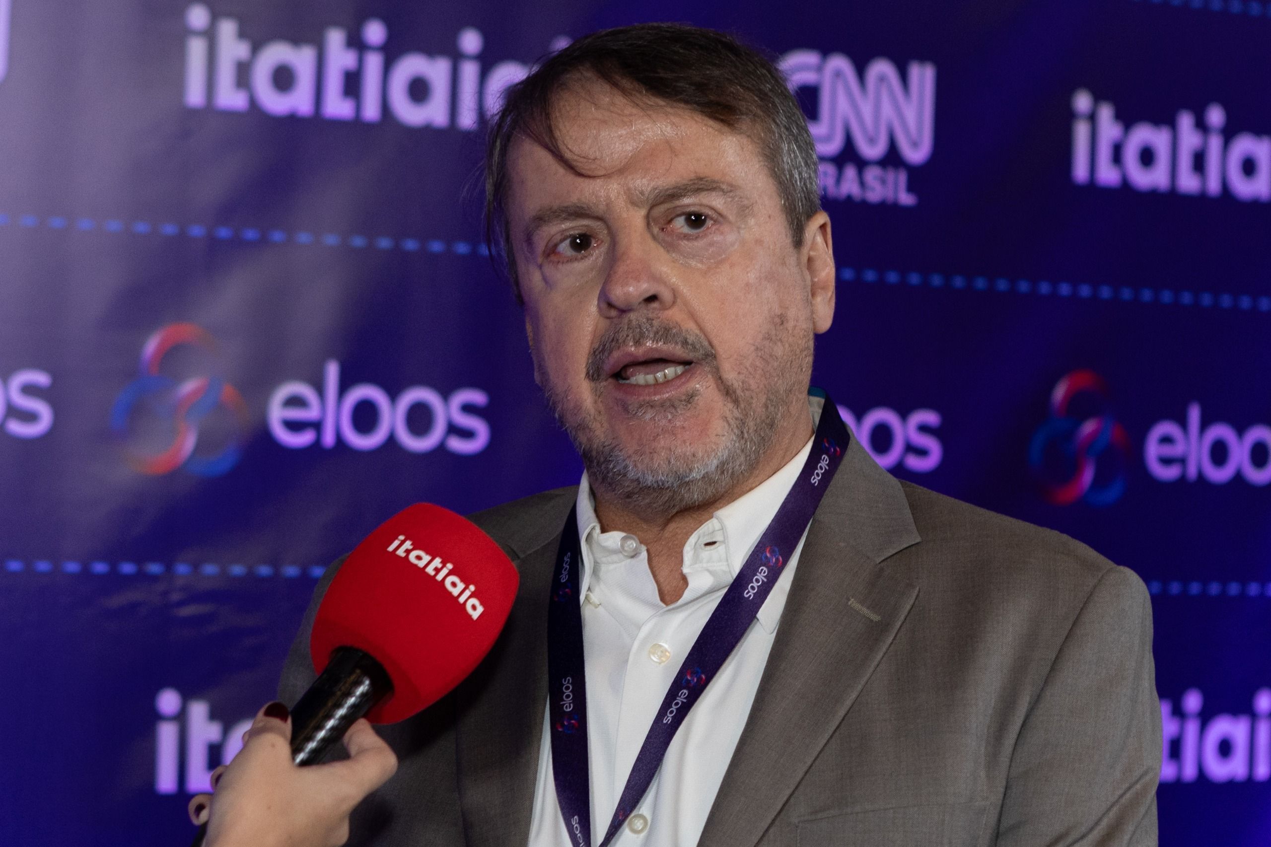 Eloos: 'Aumento da produtividade é fundamental', diz professor da Fundação Dom Cabral