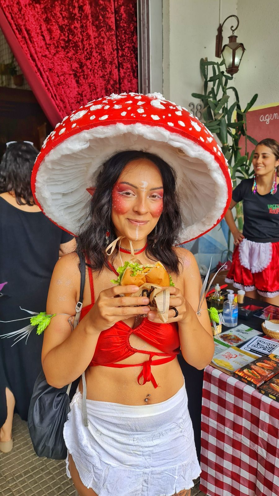 Paraíso Veg: evento vegano ocupa Praça da Assembleia com gastronomia e cervejas artesanais