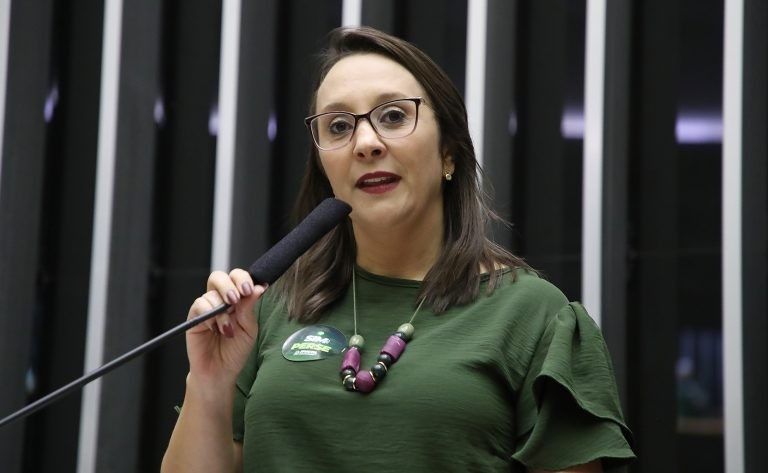 Podemos rejeita aliança com Flávio Bolsonaro e opta por neutralidade na eleição