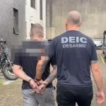 Homem responsável por fornecer fuzis para traficantes do Comando Vermelho é preso no RS